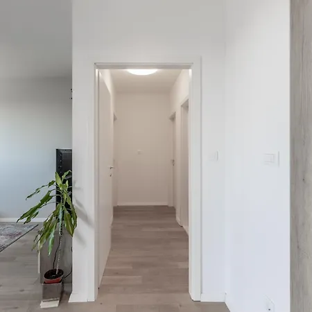 Solin Mezanovci Apartment *