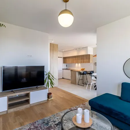 Apartment Solin Mezanovci